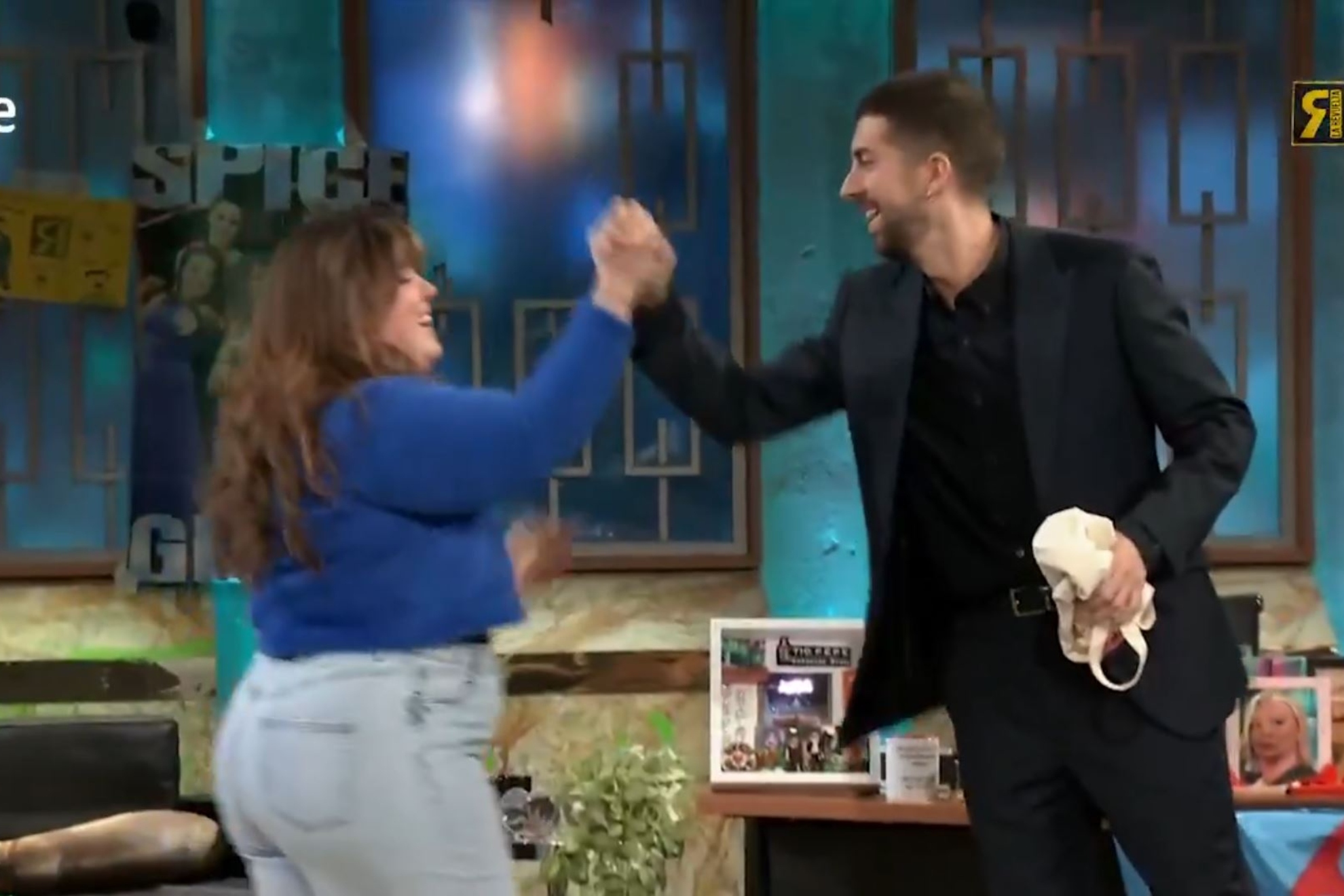 通过这场比 通过这场比